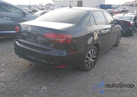 2018 Volkswagen Jetta 1.4T Se/1.4T Wolfsburg Edition z USA, uszkodzony, nr VIN 3VWDB7AJ5JM234903